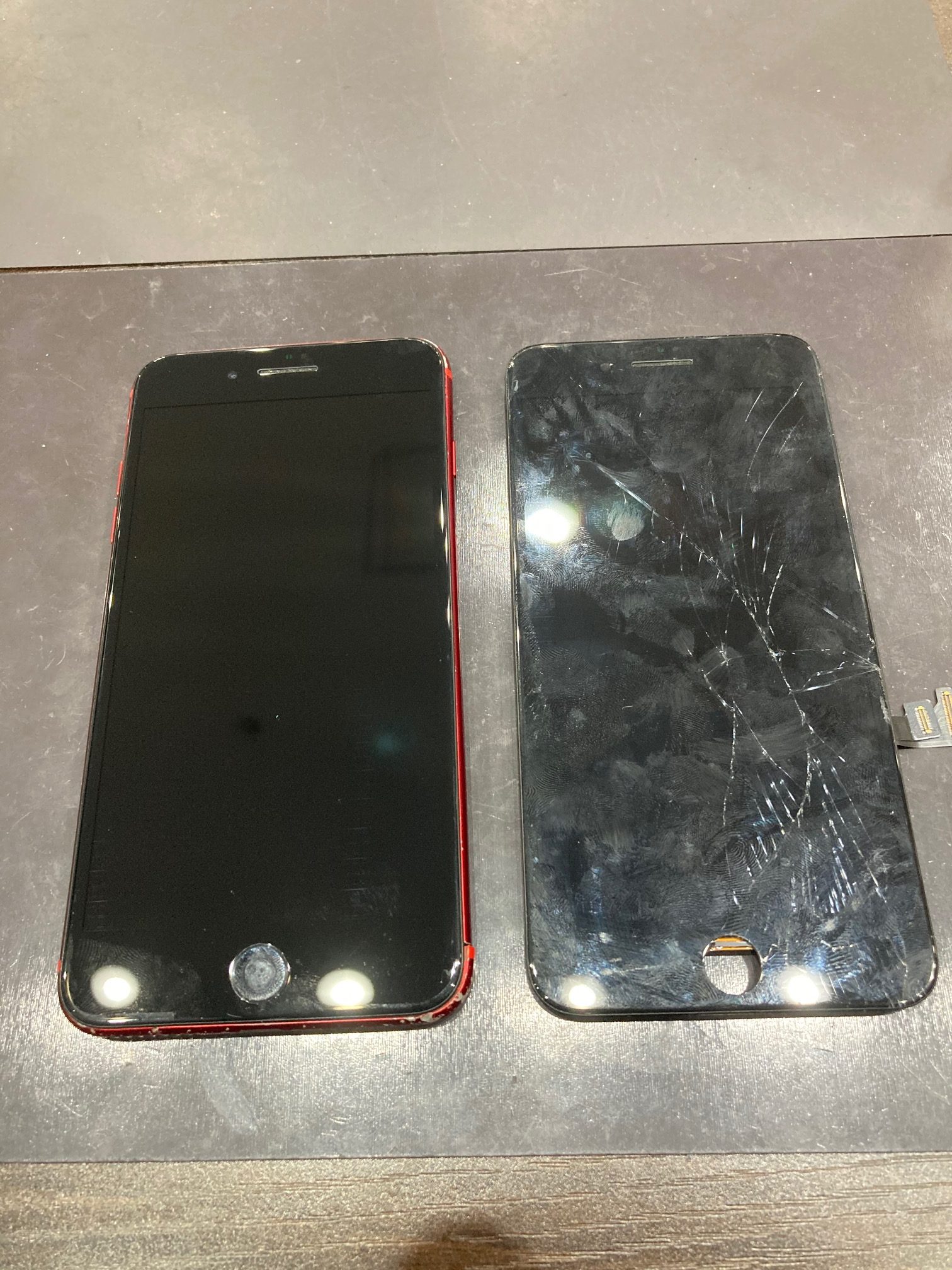 【iPhone８ｐ】の画面割れもスマートクールイオンモール直方店で対応できます🎵