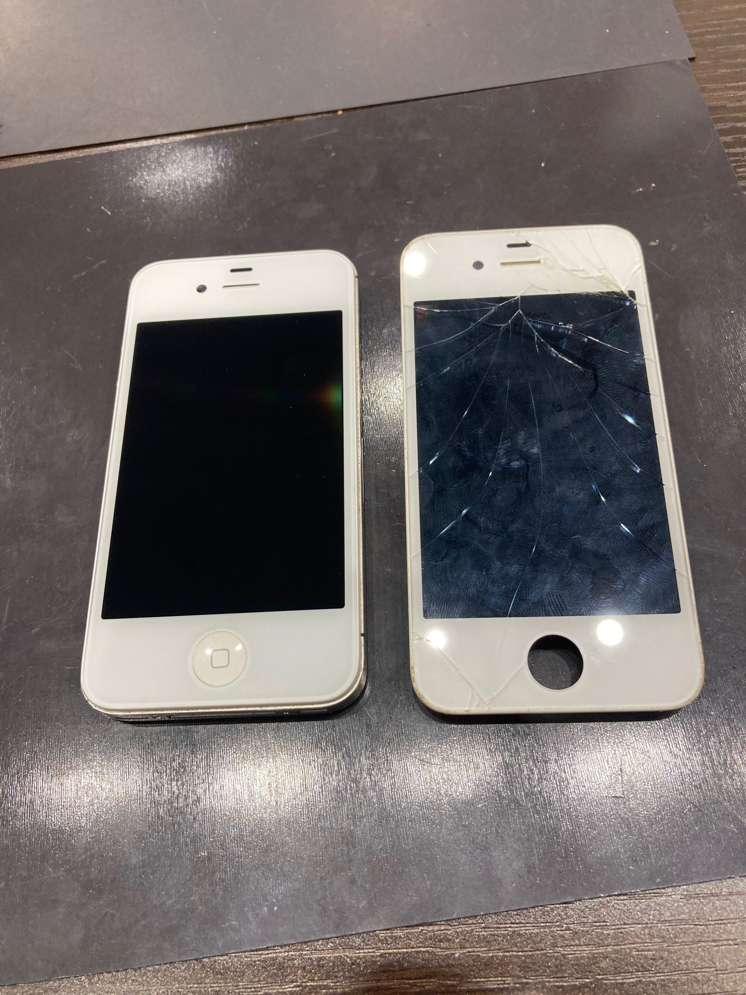 【アイホン４S】水没して数年経っているけど中のデータ取れますか！？