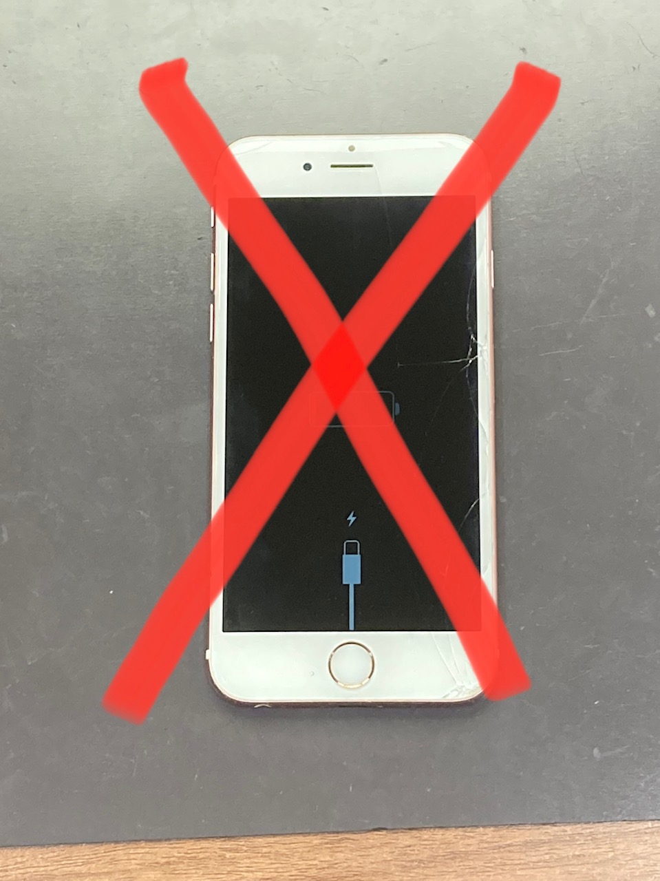 【水没】大切なスマホが水没してしまった！！その時どうする！？