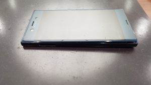 Xperia XZ のバッテリー交換 しました！  Androidもお任せ下さい！
