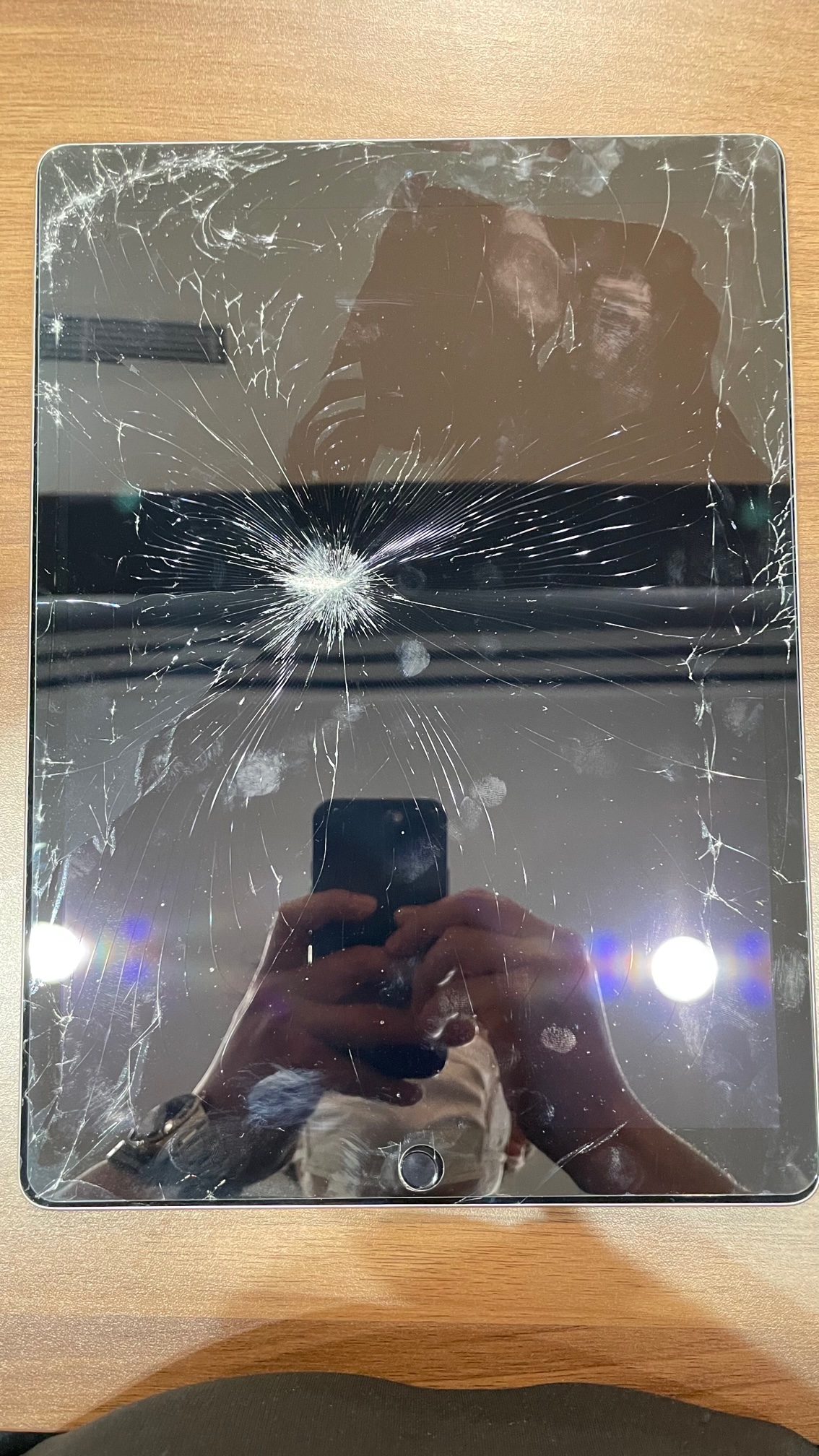iPadPro12.9インチ画面割れ修理 に 遠賀郡 よりお越し頂きました！