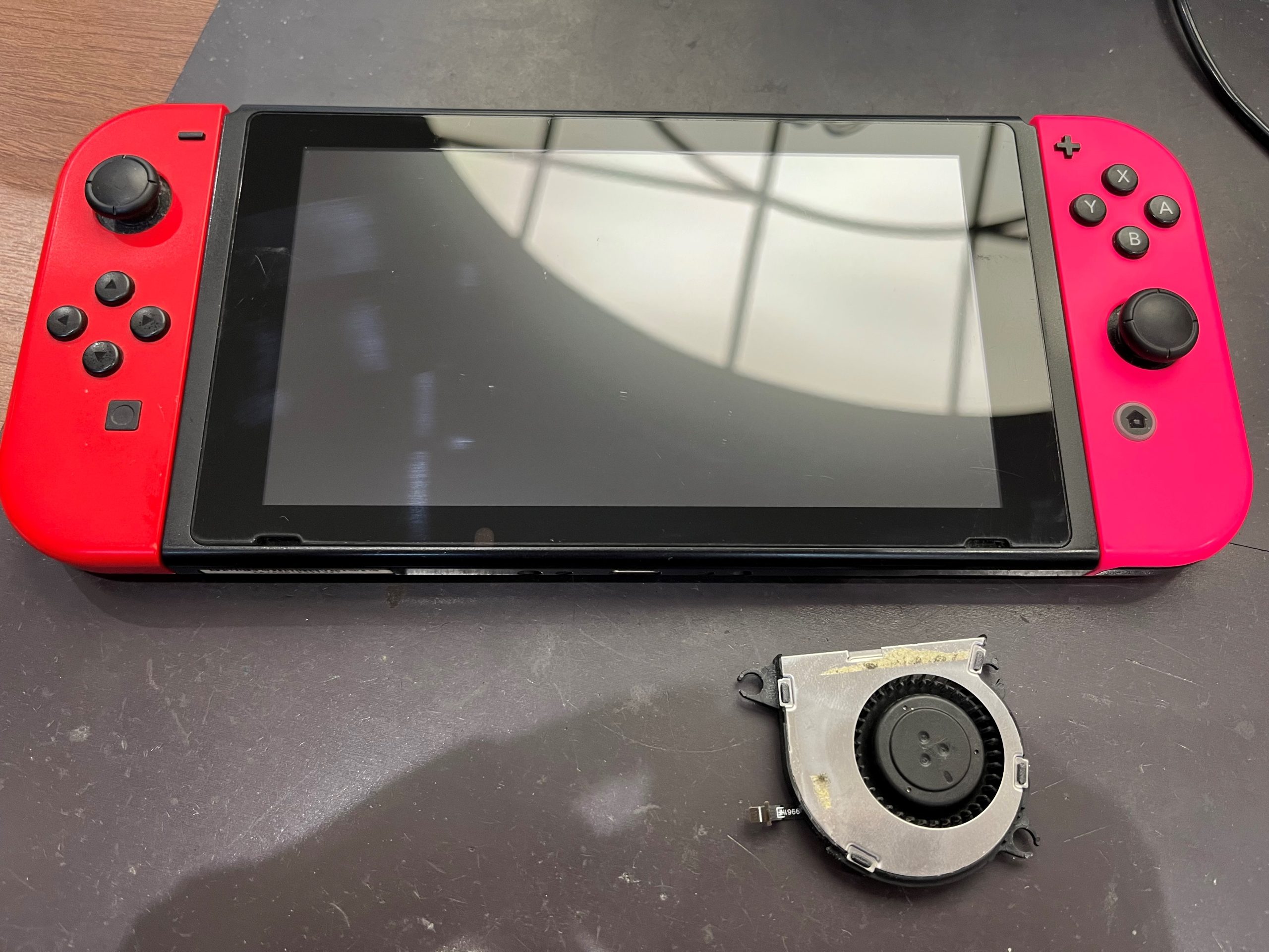 スイッチのファン交換