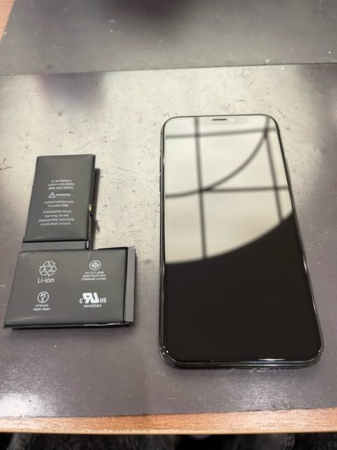 iPhoneXの膨張してしまったバッテリー交換をしました！