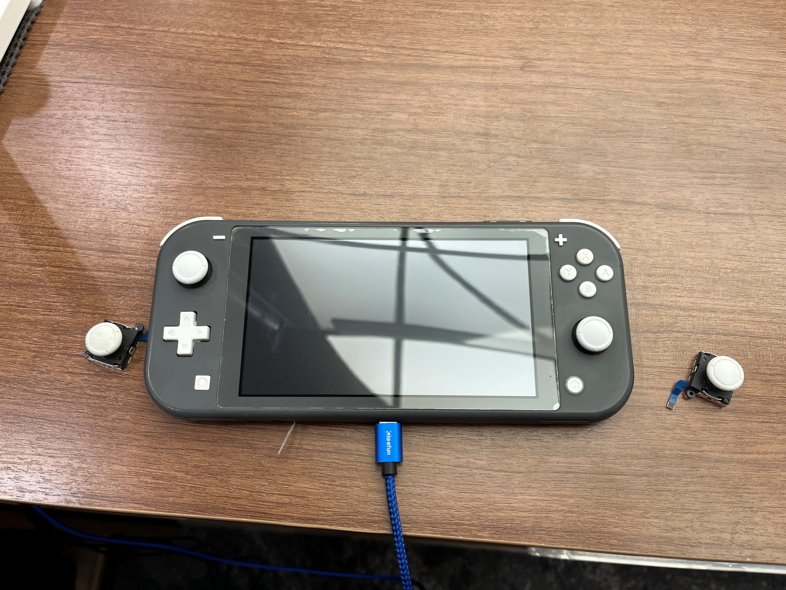 switchライトのスティック交換