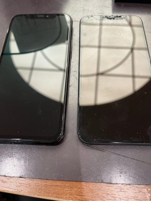iPhone１１Proの画面交換をしました！