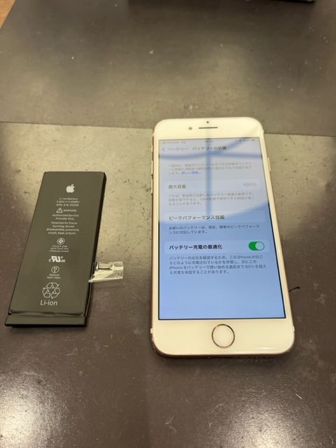 iPhone８のバッテリー交換をしました！