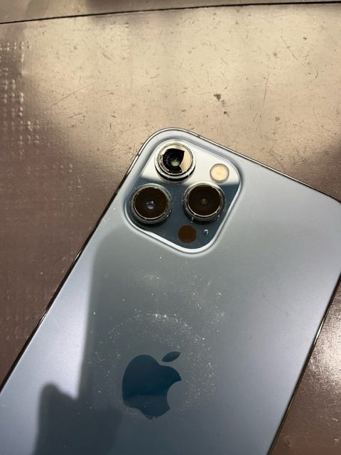 iPhoneカメラレンズ交換