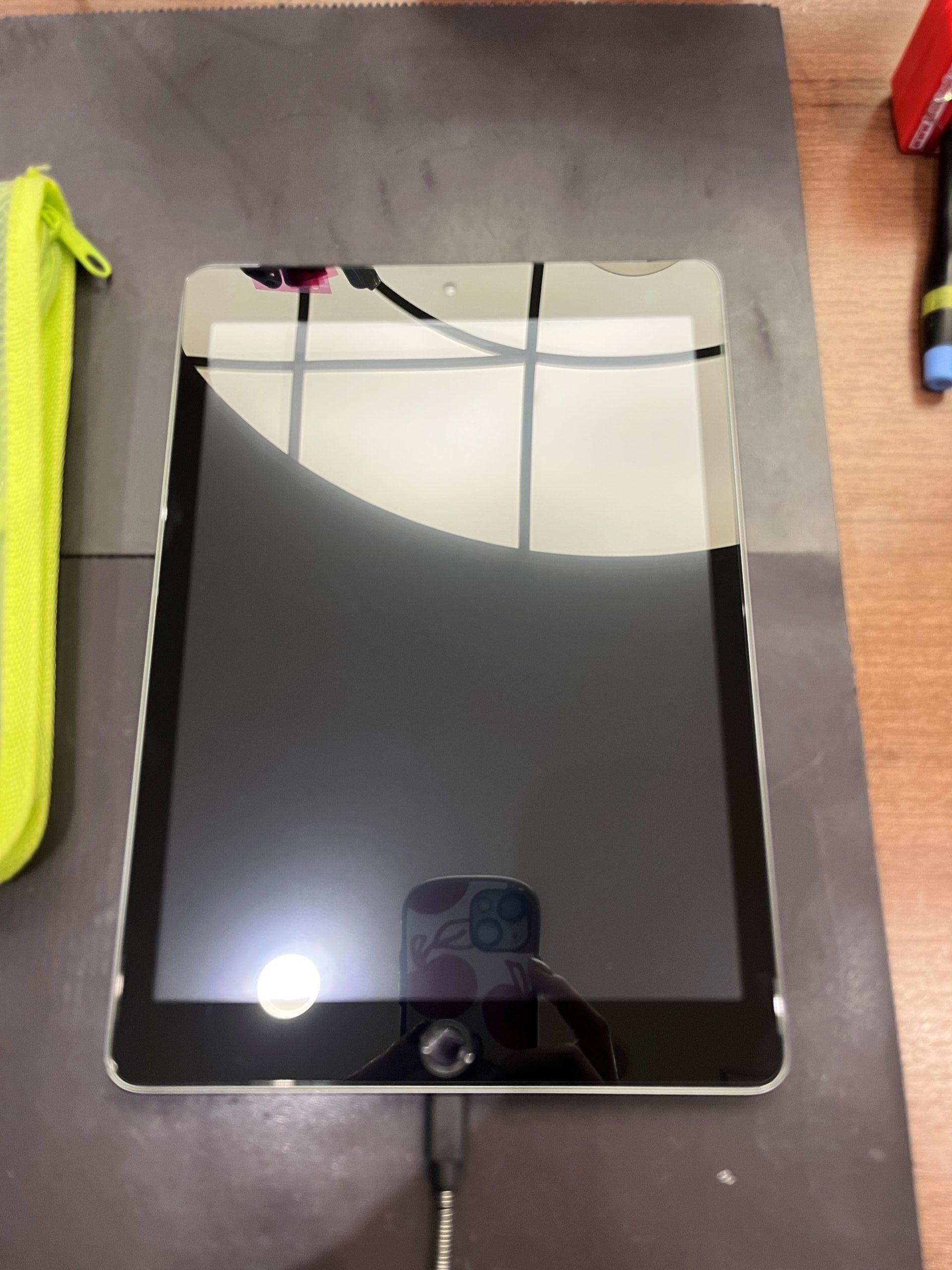 iPad６画面交換完了