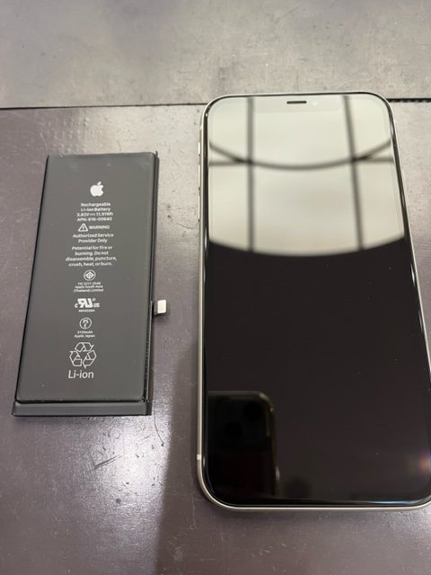 福智町よりiPhone１１のバッテリー交換にお越しいただきました！