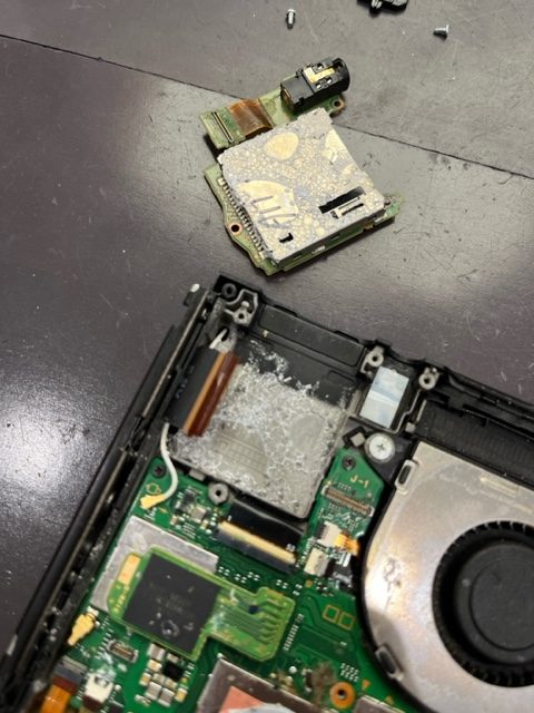 switchの水没修理が増えてきています！！