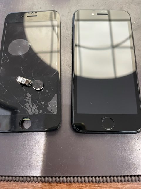 直方市よりiPhoneSE３の画面交換にご来店いただきました！