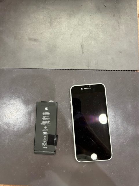 嘉麻市よりiPhone7のバッテリー交換にご来店いただきました