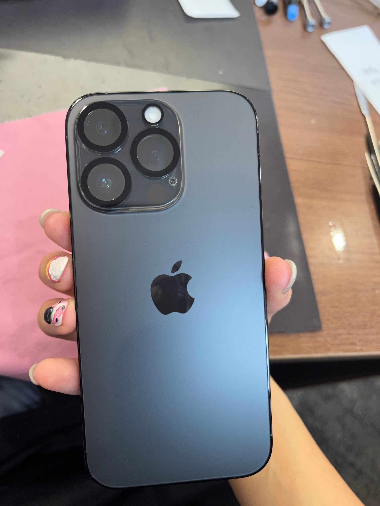 【八幡西区】iPhone１４plusガラスコーティングとフィルムセット