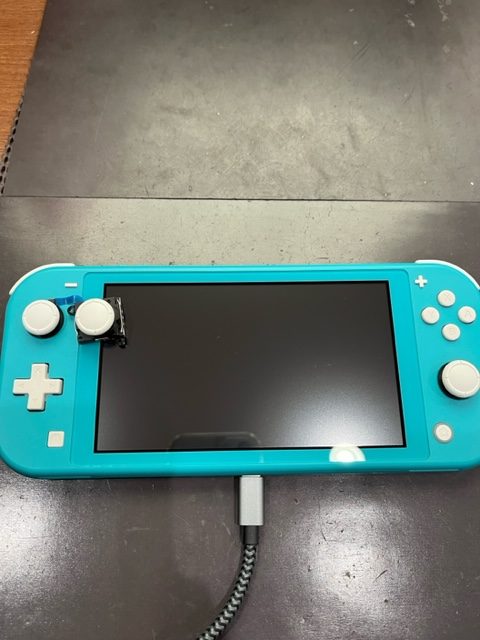 田川市よりSwitchライトのスティック交換 ご来店いただきました