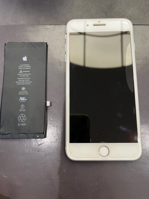 田川郡よりiPhone８plusのバッテリー交換ご来店いただきました！
