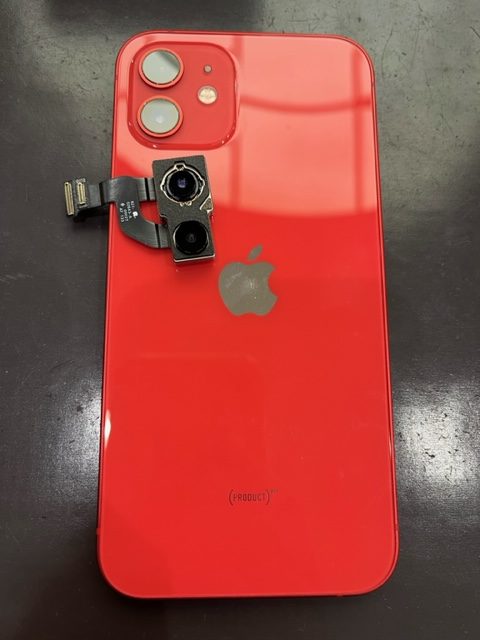宮若市よりiPhone１２のカメラ交換にご来店いただきました！