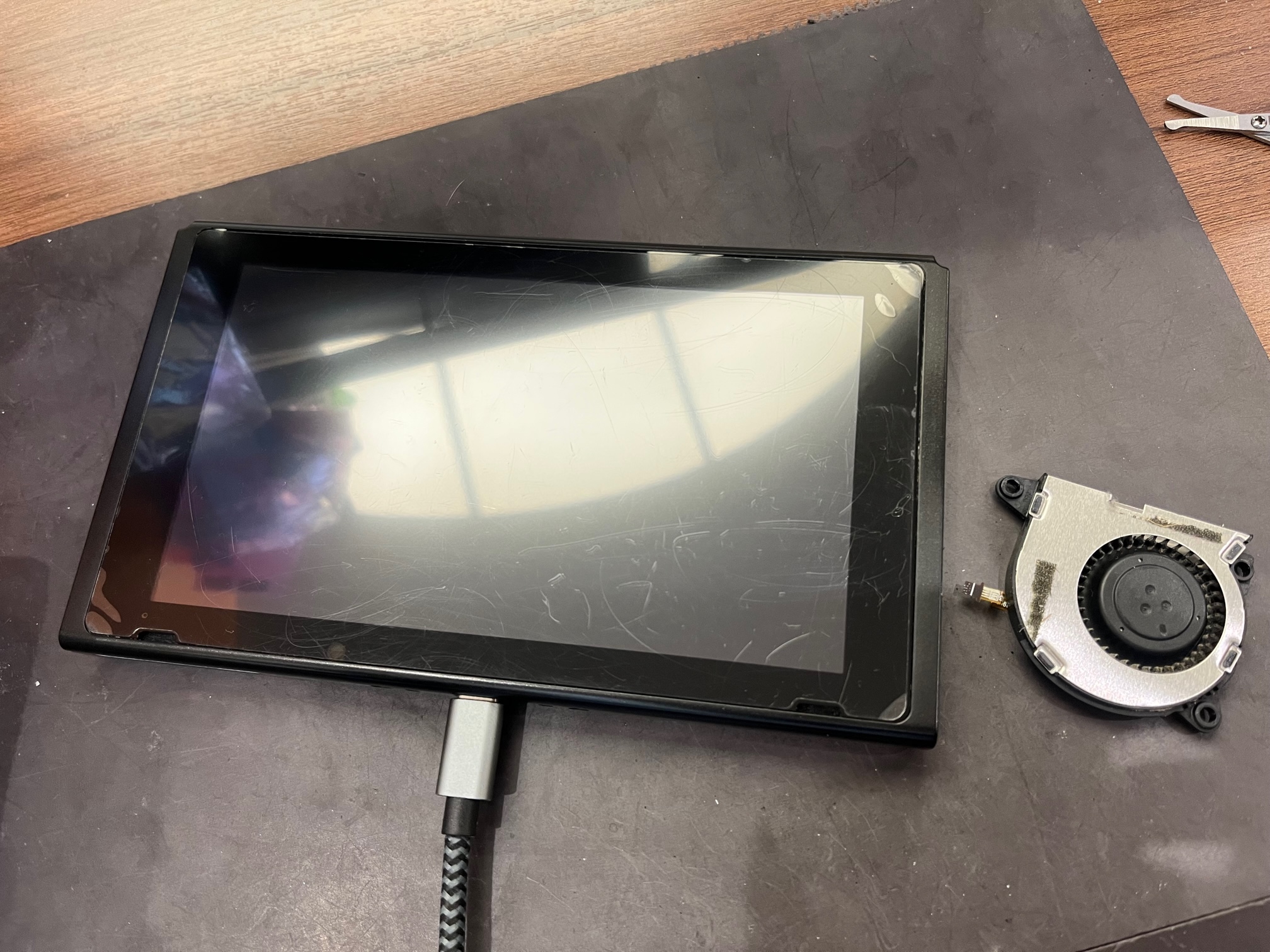 スイッチファン交換