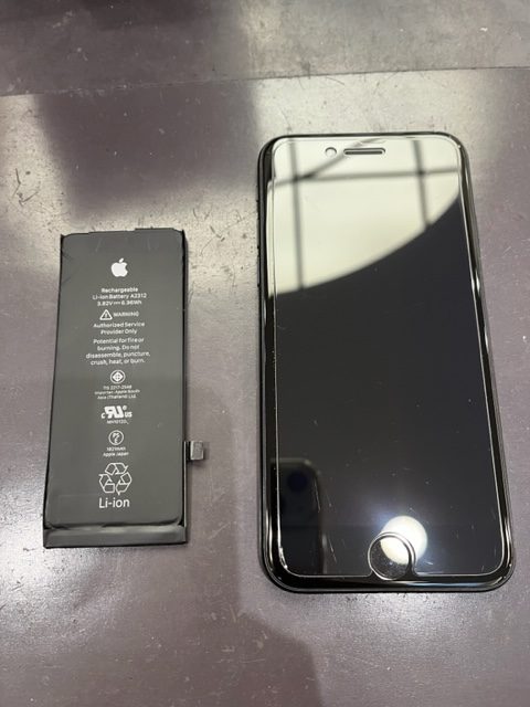 田川市よりiPhoneSE２のバッテリー交換にご来店いただきました