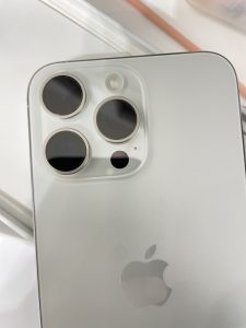 アイフォーンカメラレンズ修理