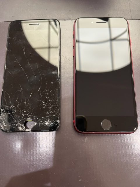 嘉麻市よりiPhoneSE３の画面交換にご来店くださいました！