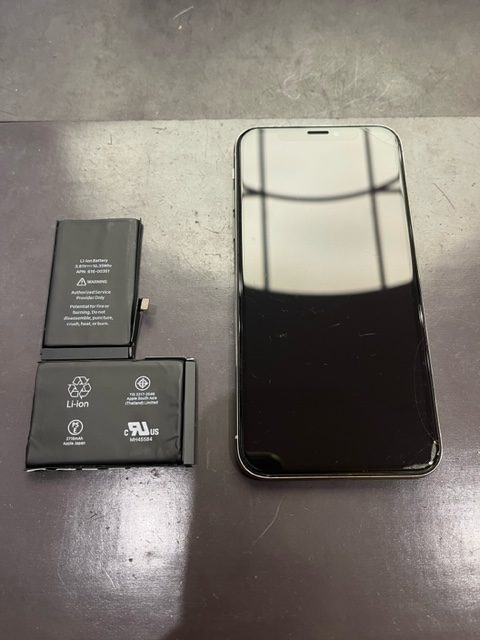 宮若市よりiPhoneXのバッテリー交換にご来店いただきました！