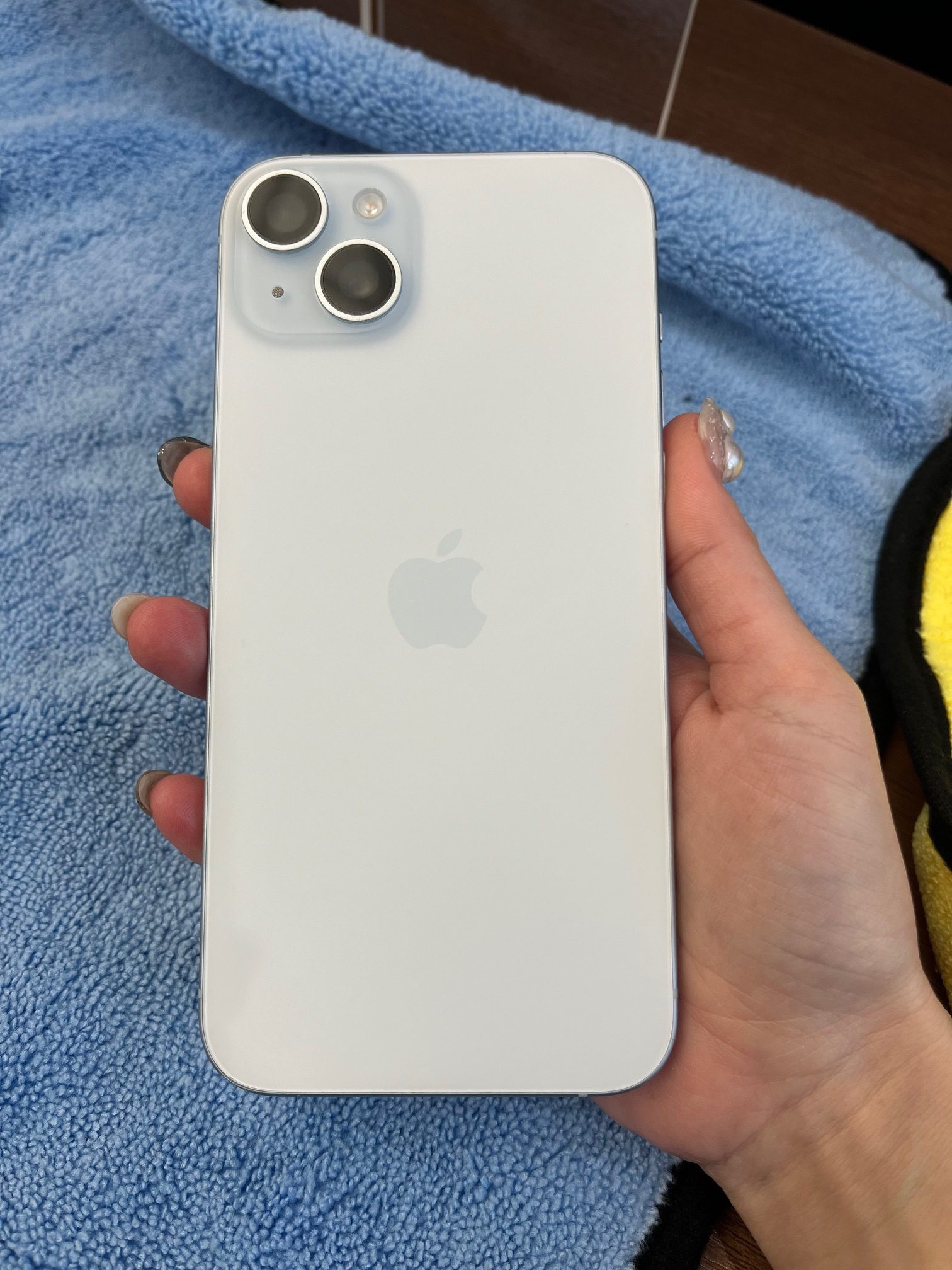 【八幡西区より】iPhone１５ガラスコーティング