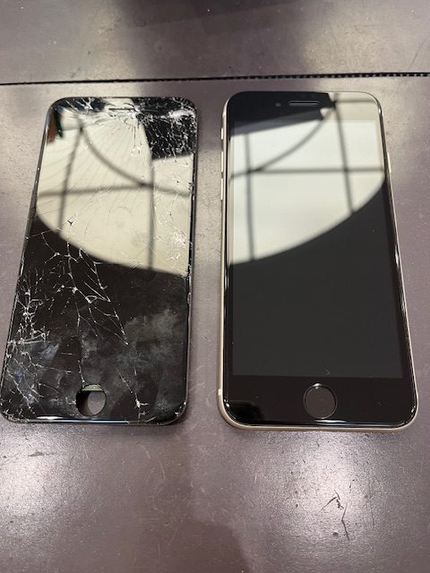 鞍手町よりiPhoneSE３の画面交換にご来店いただきました