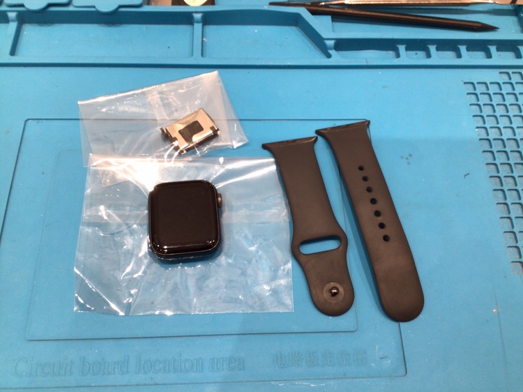 【飯塚店】AppleWatch series5 44mmのバッテリー交換にお越しいただきました。