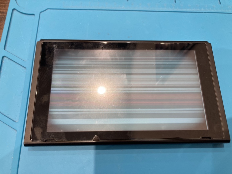 【飯塚店】Switchの液晶交換にお越しいただきました。