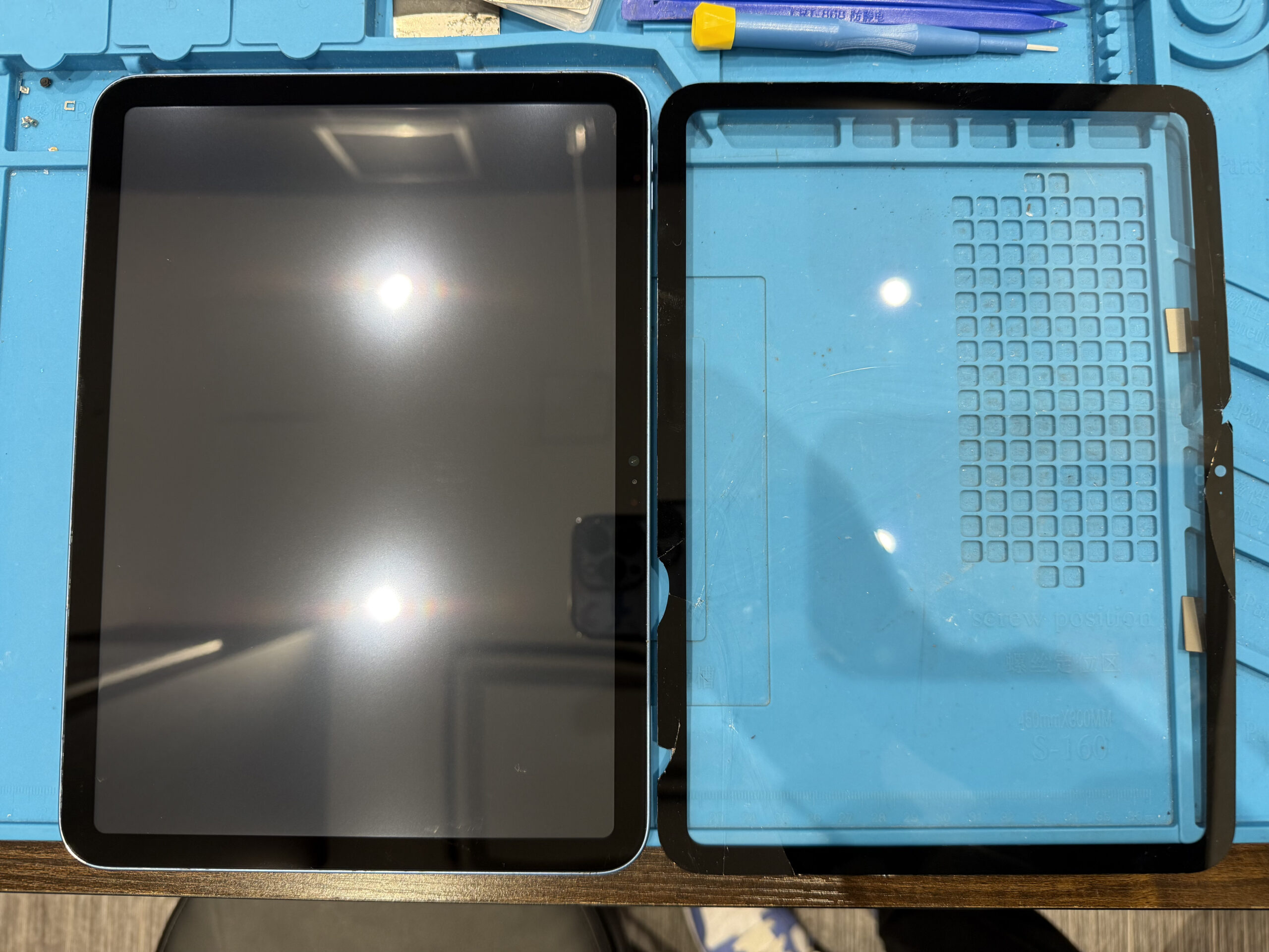 【飯塚店】iPad 第11世代【A16】 フロントガラス修理　田川市よりご来店