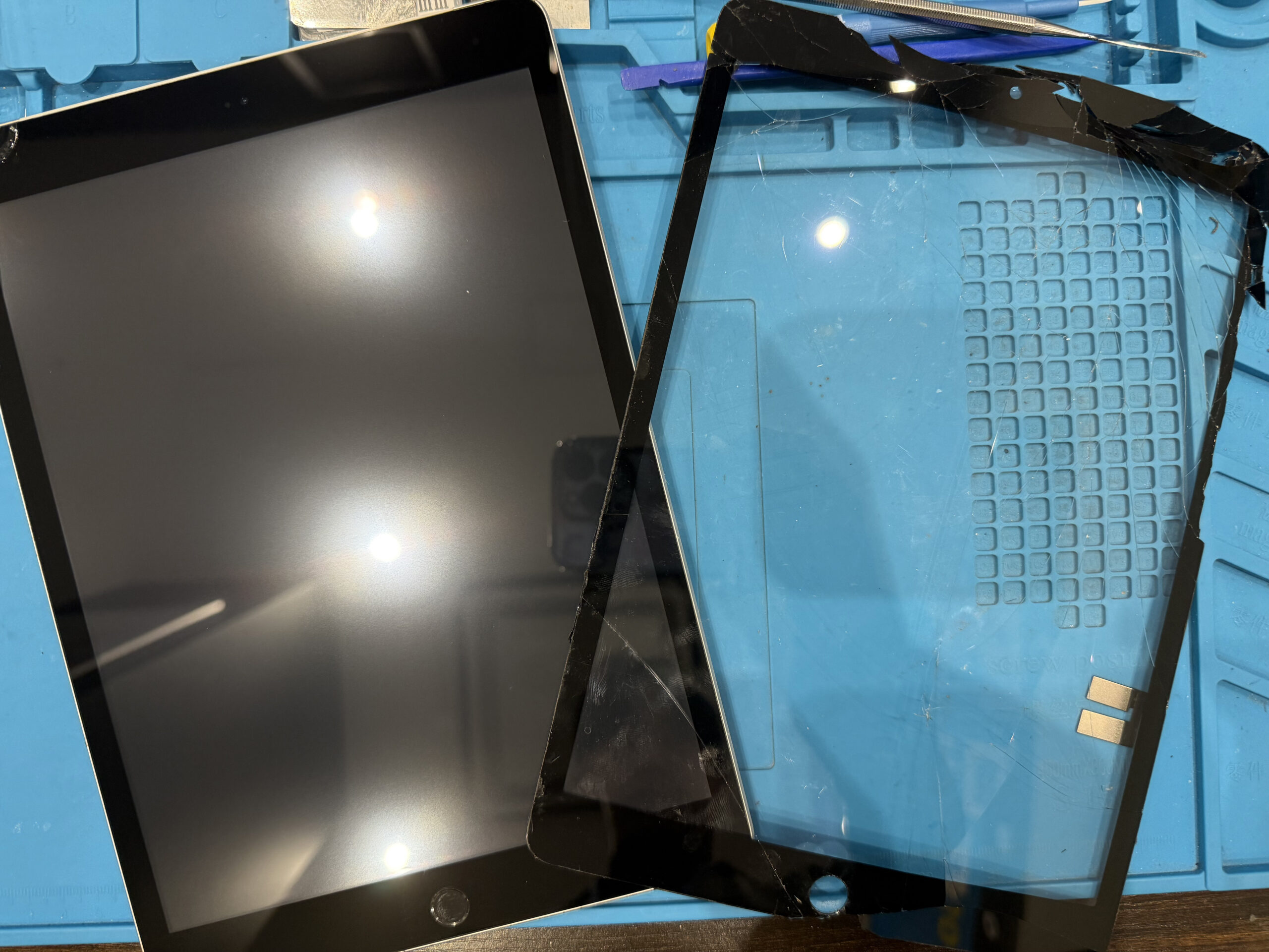 【飯塚店】iPad 第9世代フロントガラス修理　飯塚市よりご来店