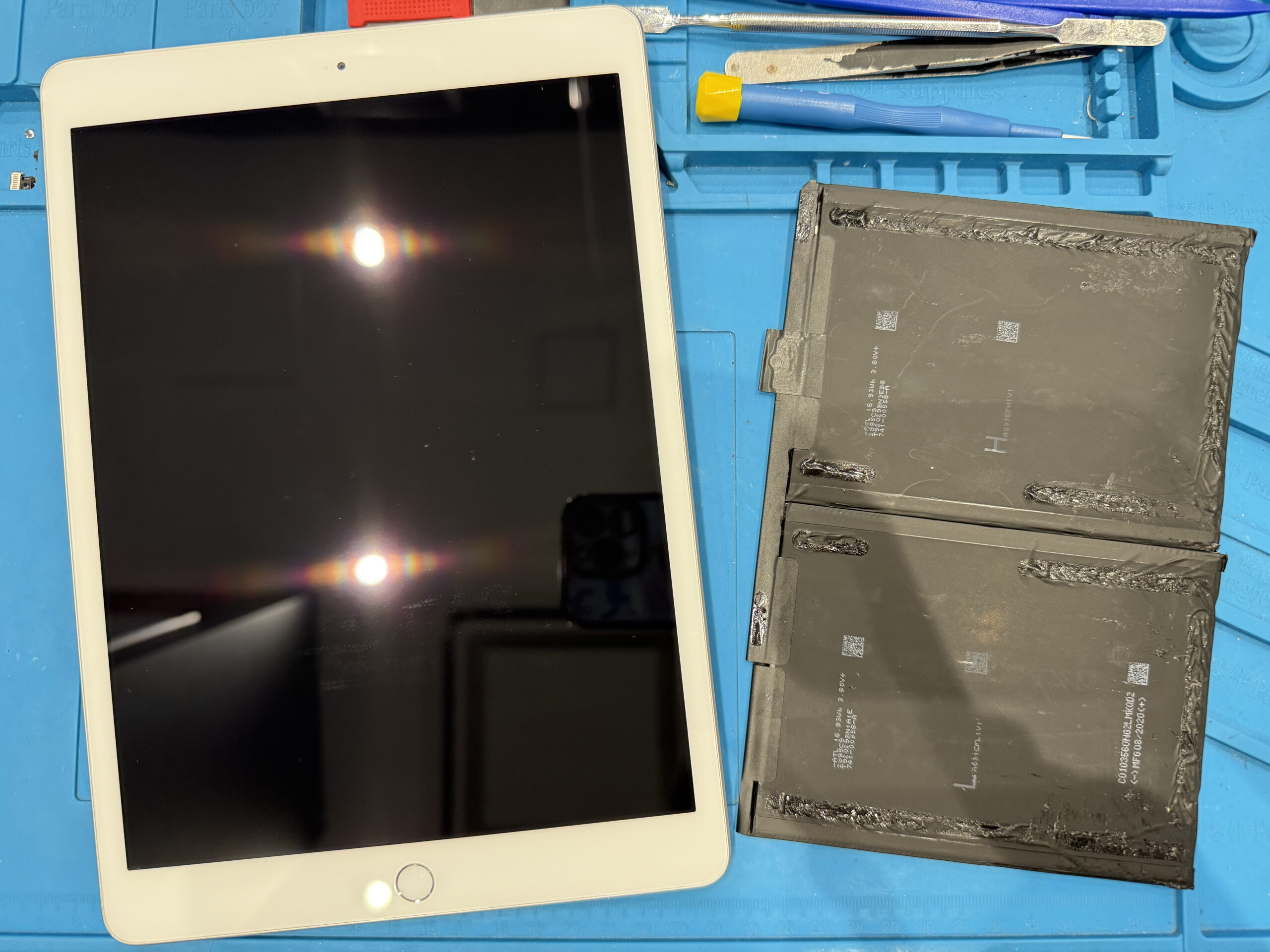 【飯塚店】iPad 第7世代 バッテリー交換　嘉麻市よりご来店