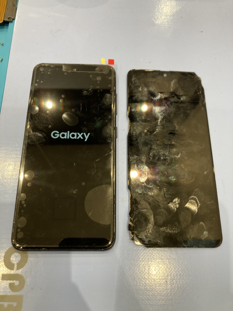 【飯塚店】Galaxy A21の画面交換にお越しいただきました。