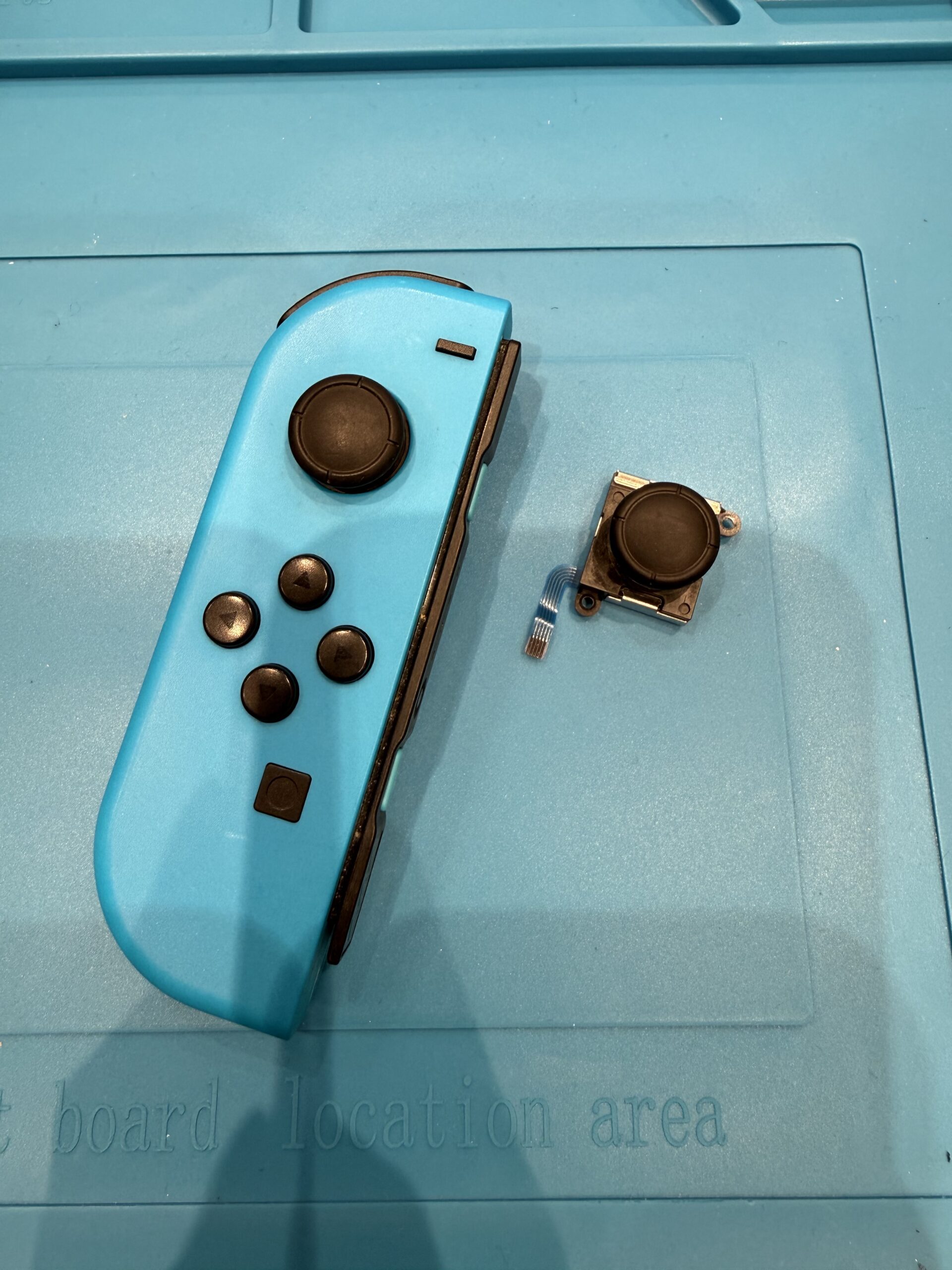 【飯塚店】Nintendo Switch Joy-Con スティック交換　田川郡よりご来店