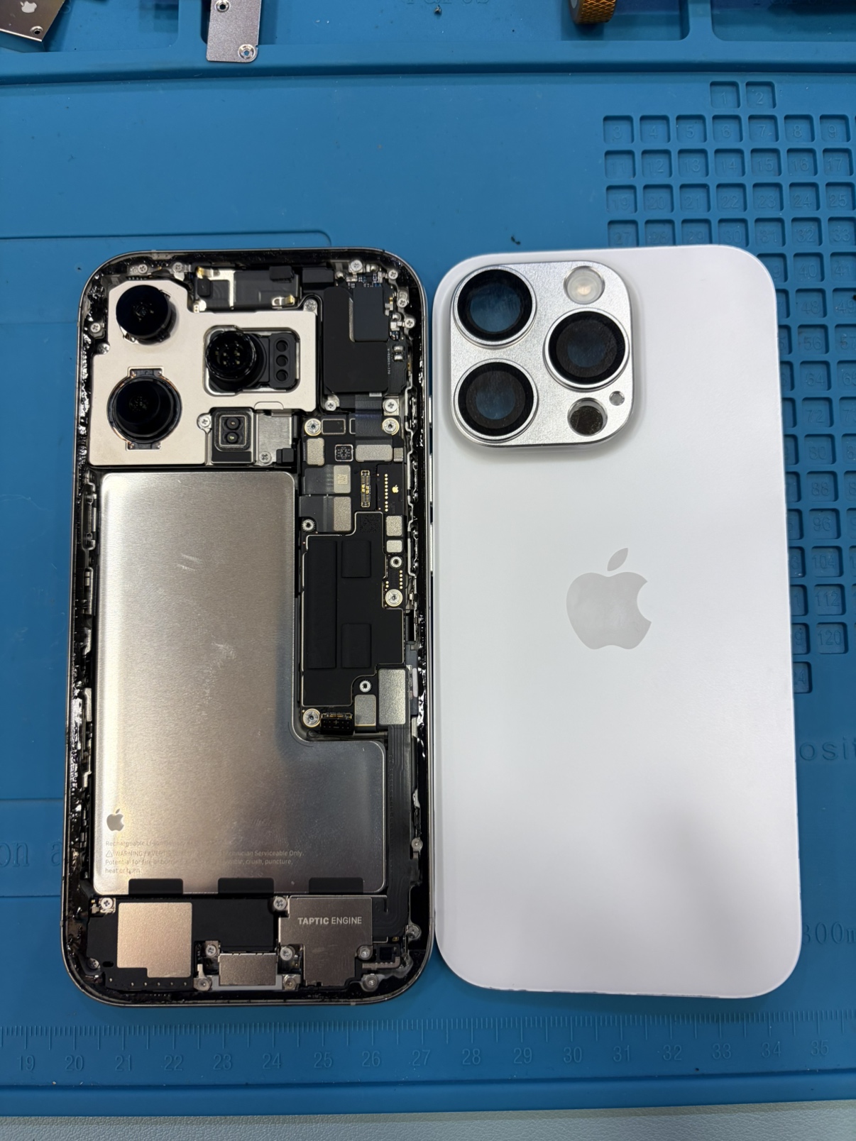 【直方店】iPhone16Pro 電源ボタン修理をご依頼いただきました。